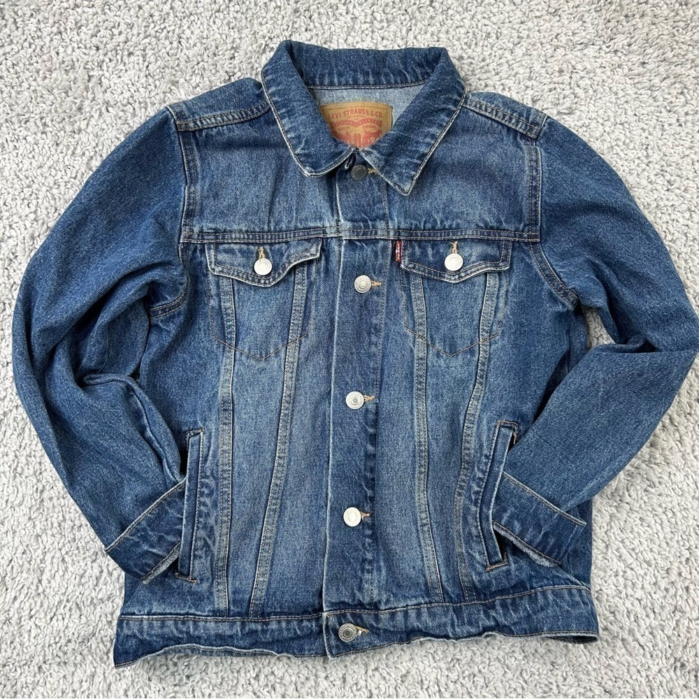 LEVIS Jacket Girls Medium Denim Trucker Classic Modest Wash Photoshoot School